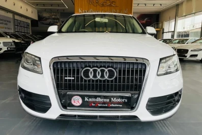 Audi Q5 3.0 TDI PREMIUM PLUS