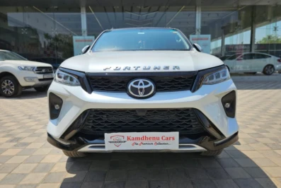 Toyota Fortuner LEGENDER AT