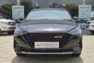 Hyundai Verna  1 5 Crdi Mt Sx