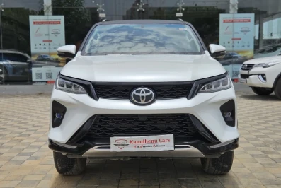 Toyota Fortuner LEGENDER 4X4 AT