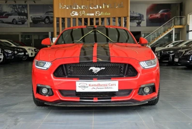 Ford Mustang GT 5.0 L V8