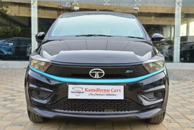 Tata Tiago EV  XT