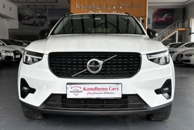 Volvo XC40 B4