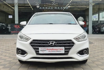 Hyundai Verna 1.6 CRDI SX (O)
